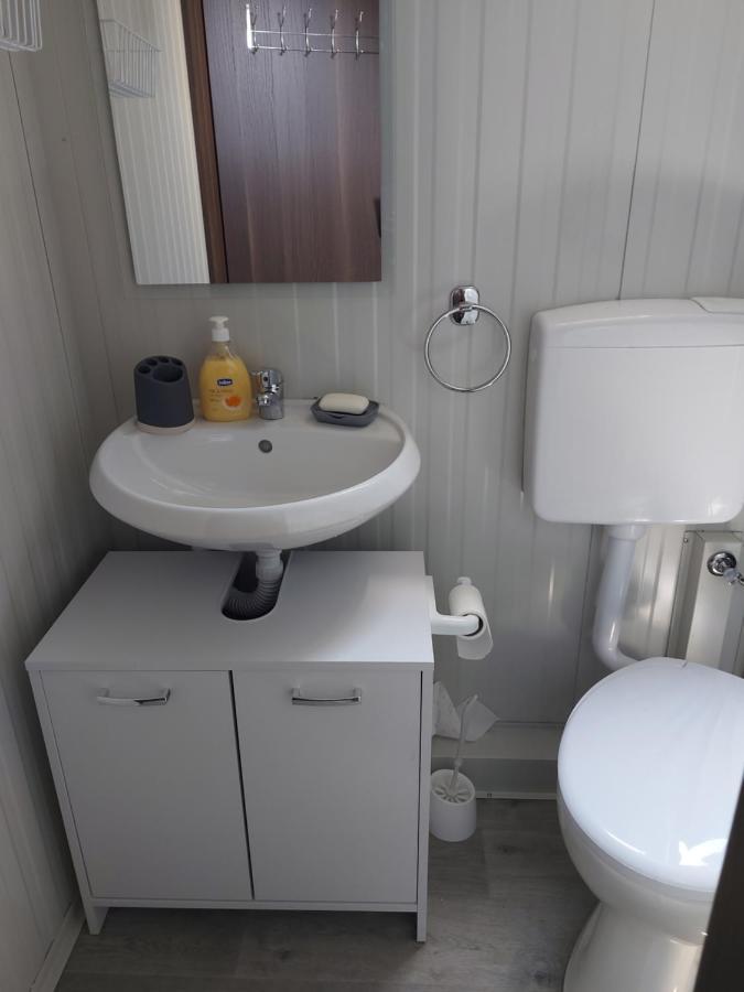 Mobile Home Luna Senj  Eksteriør bilde